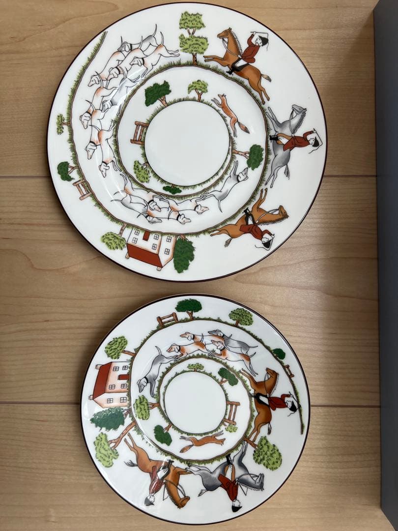 コールポート ハンティングシーン トリオ カップ&ソーサー デザートプレート