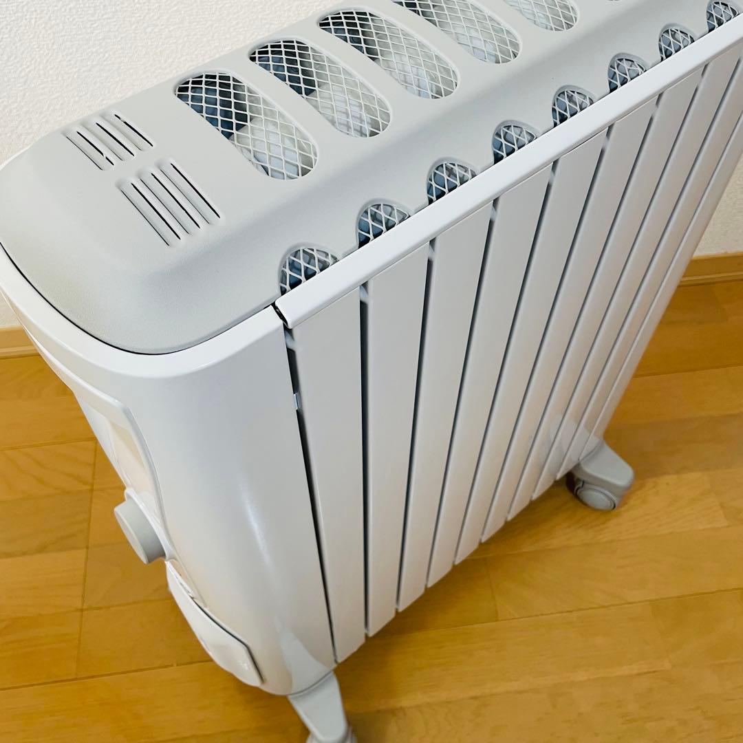 【未使用に近い】デロンギ ベルカルド オイルヒーター 10～13畳用 リモコン付