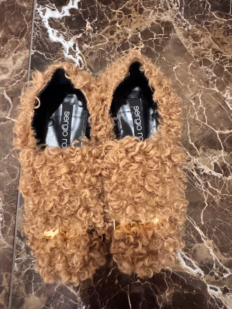 sergio rossi ベージュ スリッポン　パンプス