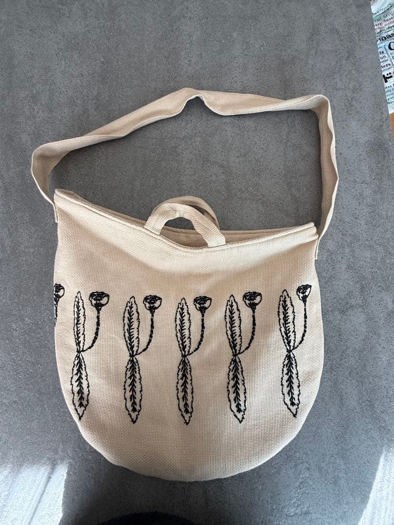 ミナペルホネン ショルダーバッグ デヴェロッペ développé