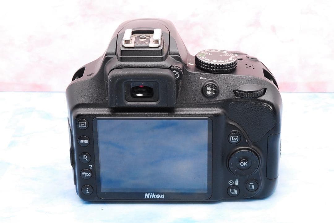 Nikon D3400☆一眼レフカメラ☆スマホ転送OK☆高性能標準＆望遠