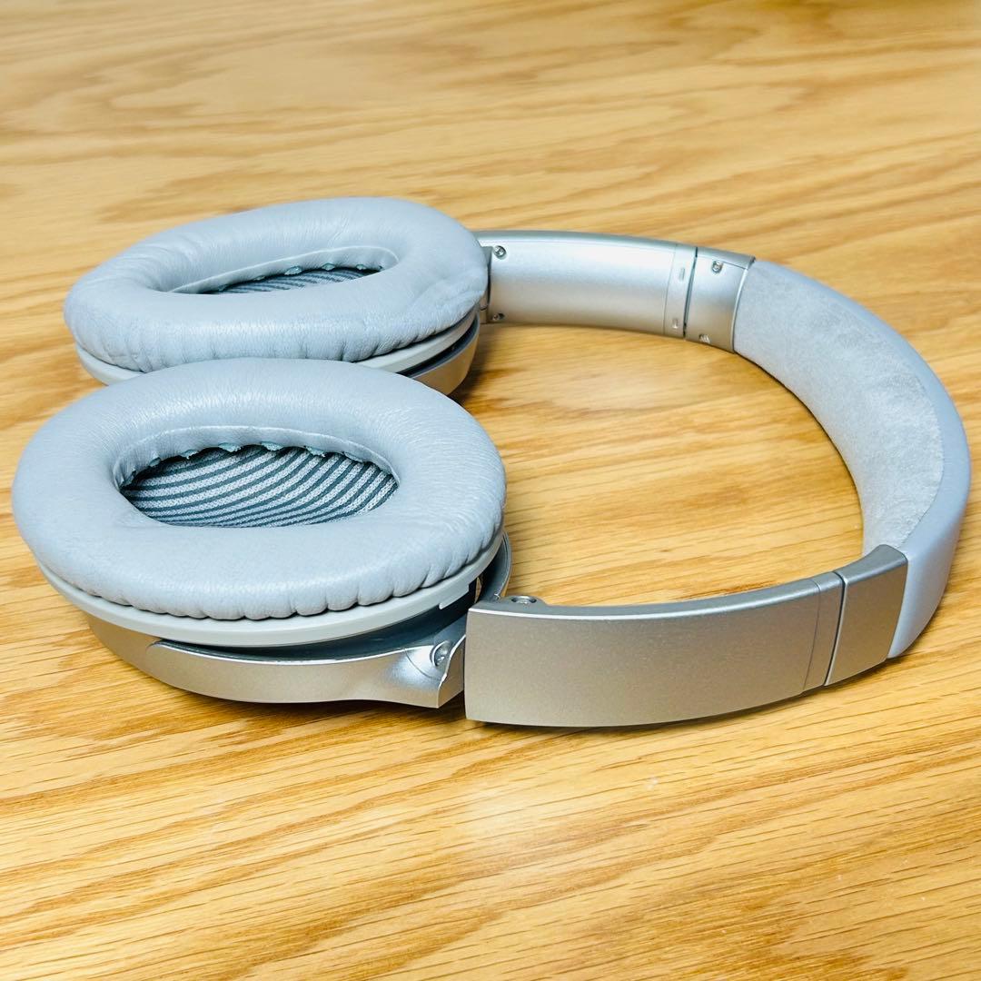 【廃盤・美品】BOSE QuietComfort 35 シルバーカラー　希少品