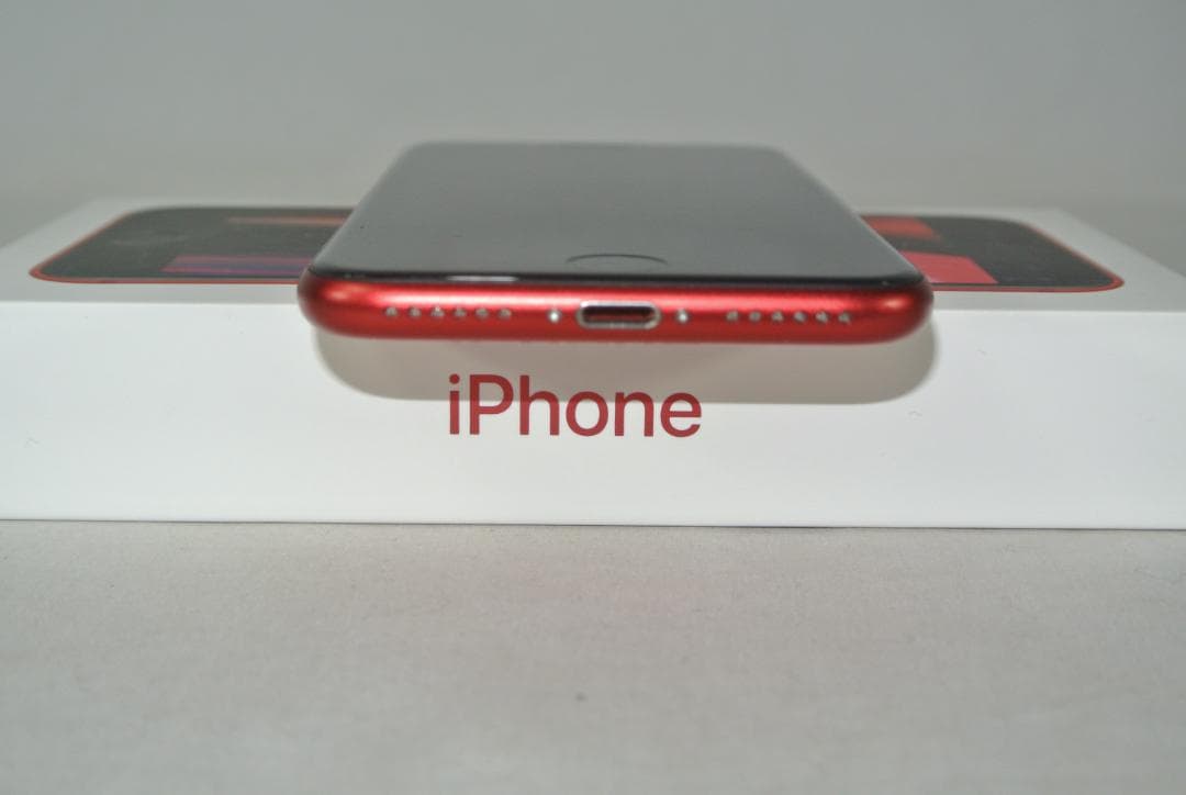 Apple iPhoneSE (第2世代) 128GB レッド MHGV3J/A