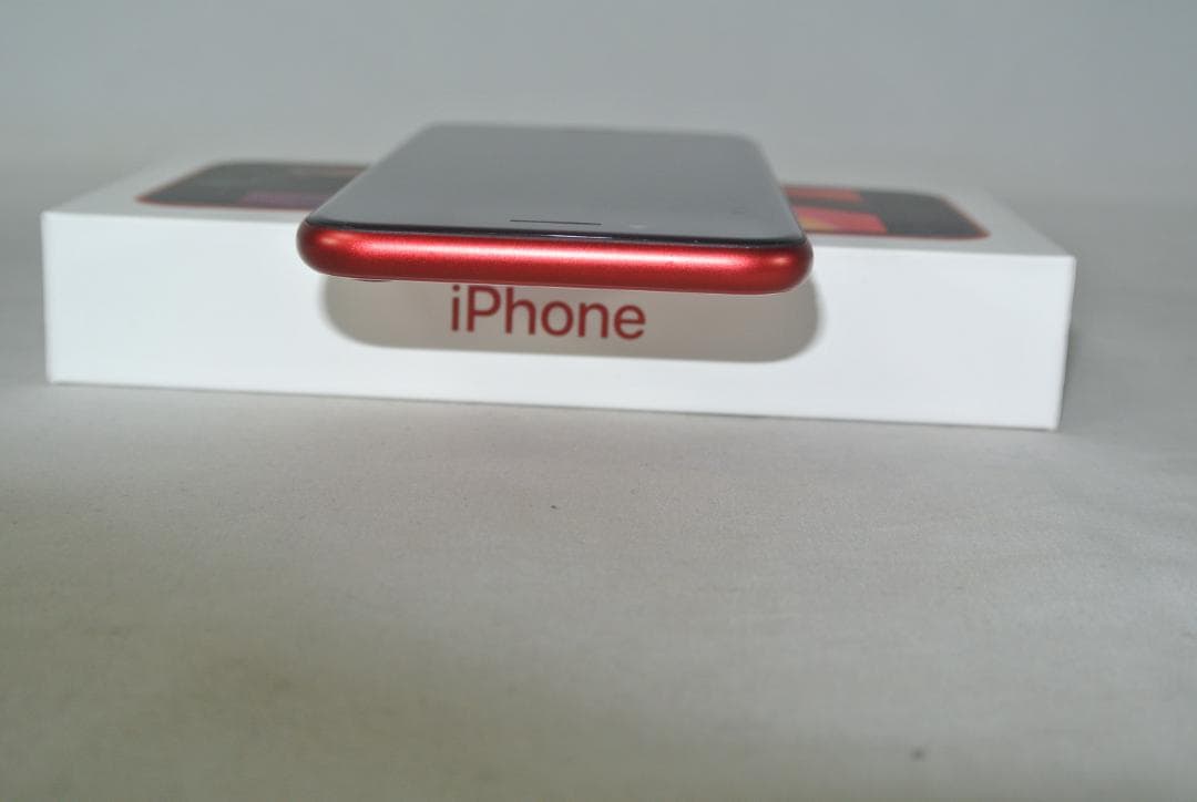 Apple iPhoneSE (第2世代) 128GB レッド MHGV3J/A