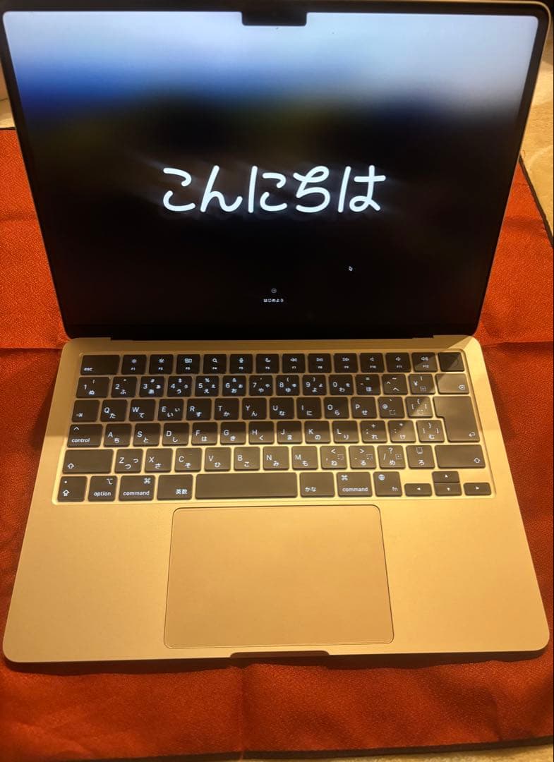 MacBook Air 13.6 MLY23J/A シルバー フィルム付　極美品