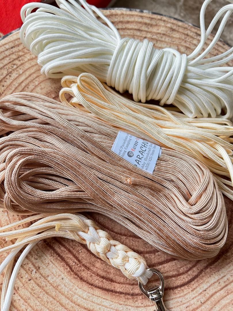 パラコードリード　カフェリード　ラブラブ編み　プラム　No.102