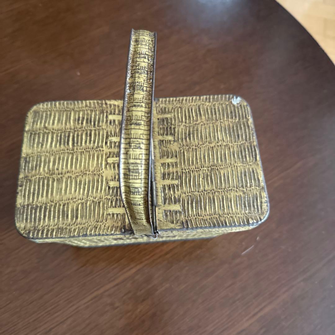 お値下げ　LU缶 アンティーク