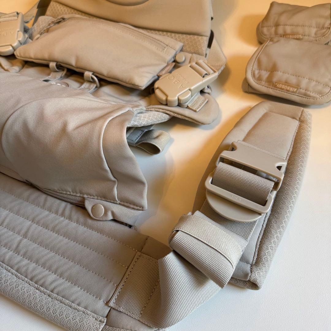 AIRBUGGY A.B.C. COMFO 抱っこ紐 サンドアッシュ