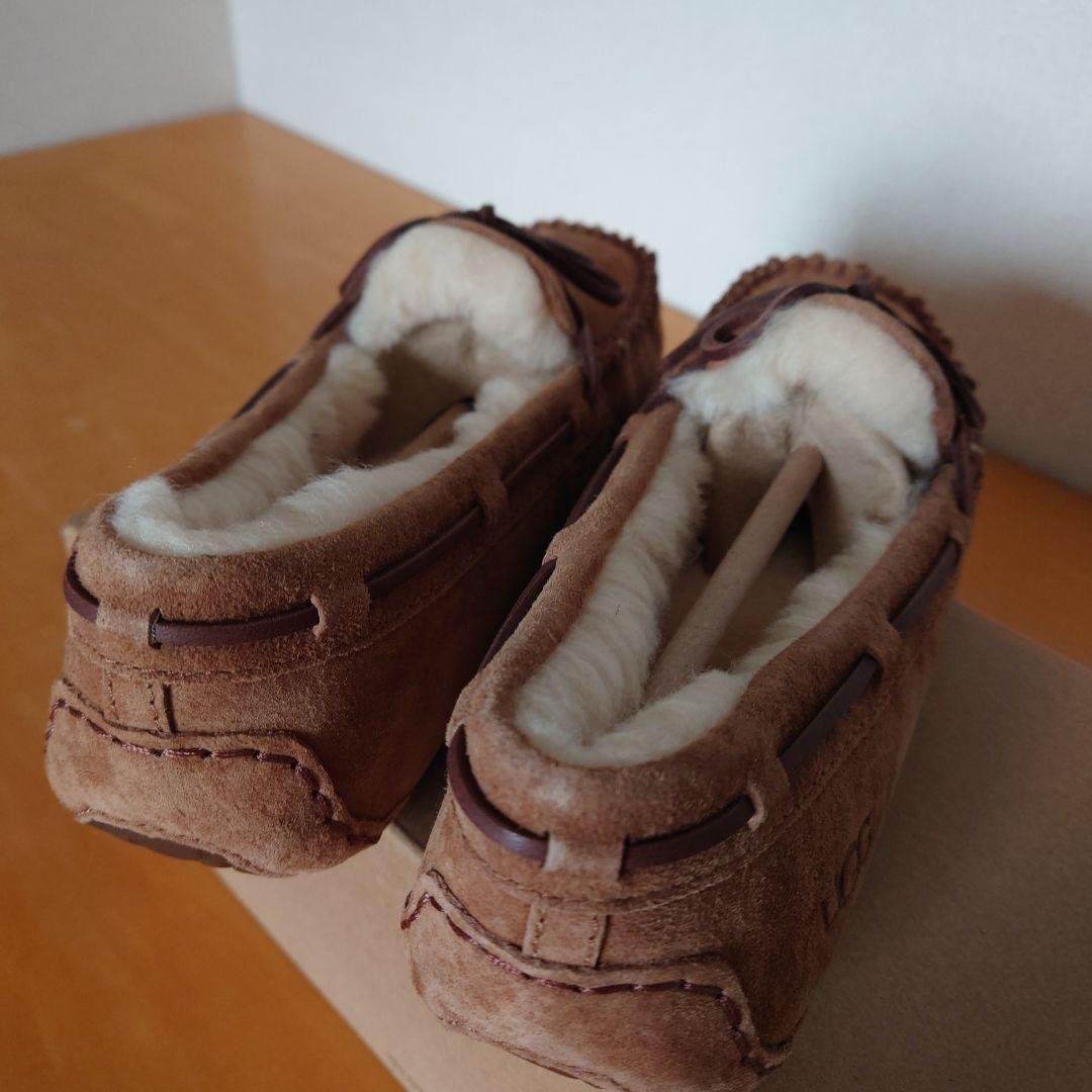 【未使用品】 ugg　アグ　ダコタ　モカシン　チェスナット　25cm　ローファー