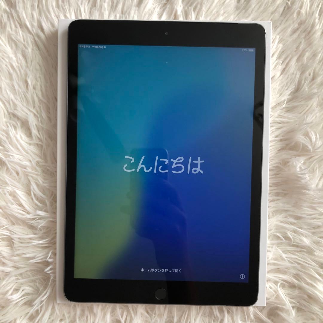 【完動品】iPad 第8世代 128GB SIMフリー【すぐ発送】