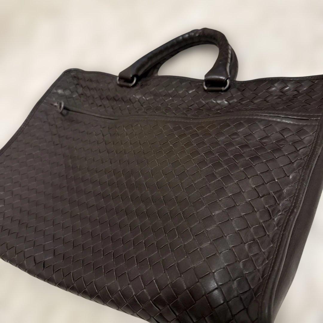BOTTEGA VENETA 編み込みレザービジネスバッグ