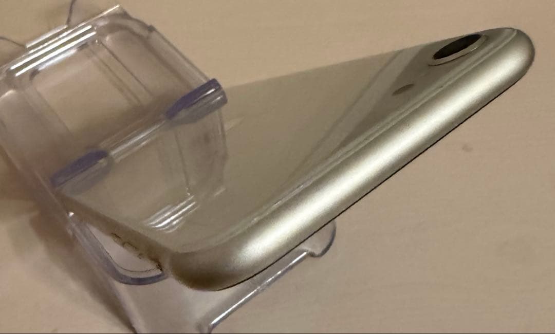 【超美品】iPhone SE3 第3世代 SIMフリー 128GB スターライト