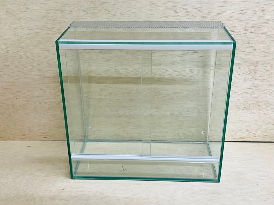 一台のみ　特注ガラスケージ300ｘ150ｘ300㎜未使用品