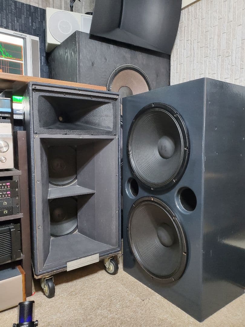 ①Z-DRIVE　TOA 46cmウーハーユニット(後日ダブルウーハーで出品)