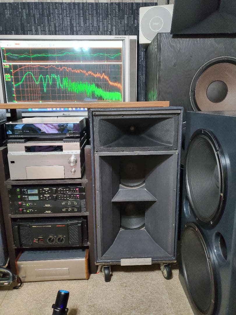 ①Z-DRIVE　TOA 46cmウーハーユニット(後日ダブルウーハーで出品)