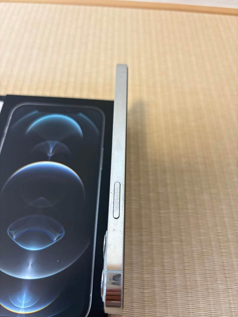 iPhone 12 pro 256GB シルバー