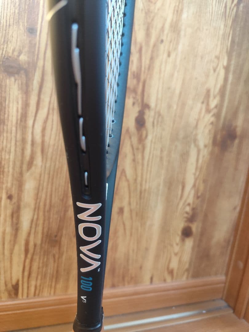 ダイアデム　DIADEM NOVA ノヴァV3 G2テニスラケット