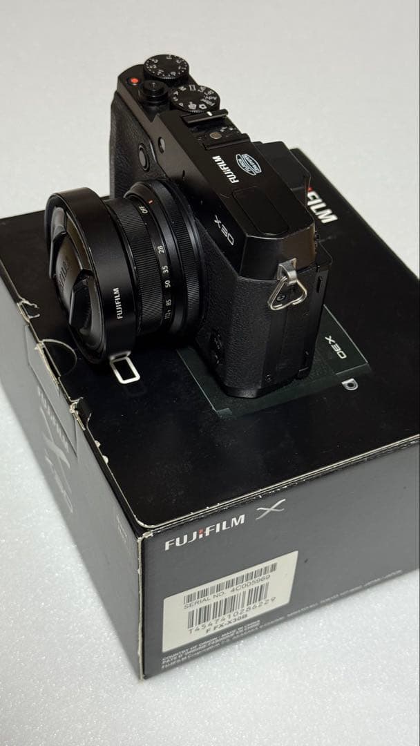 ジャンク品　FUJIFILM X30 富士フィルムコンパクトデジタルカメラ