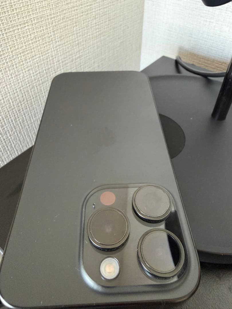 【価格見直し】iPhone 15 Pro 256GB ブラックチタニウム