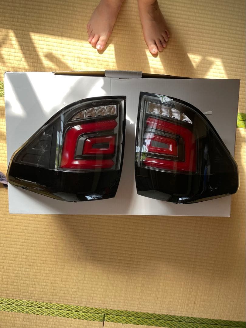 美品！アルファード20！ヴェルファイア！20系！テールランプ！シーケンシャル！