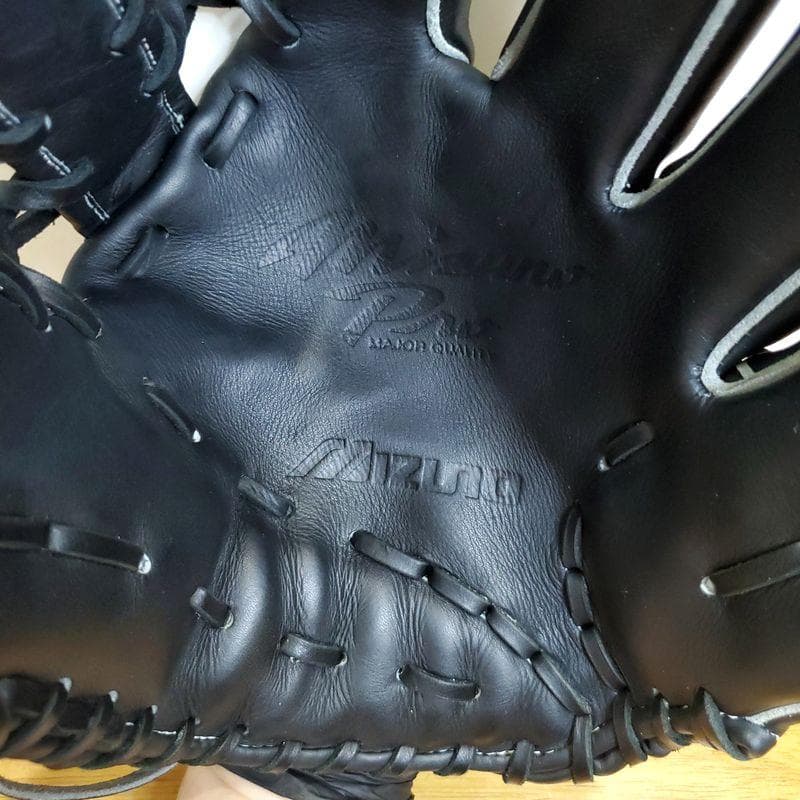 ミズノプロ イチローモデル 限定プロシリーズ プラチナ 外野用 硬式グローブ