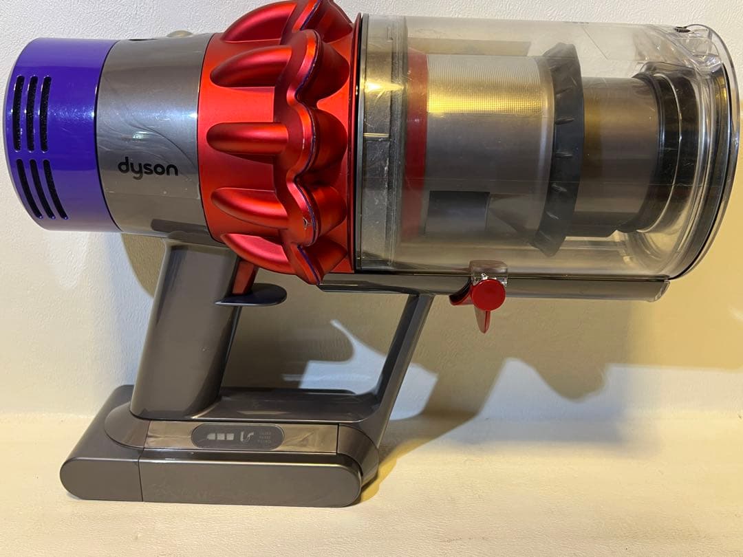 【動作品＆バッテリー劣化無し】ダイソン掃除機 dyson sv12 V10 8E