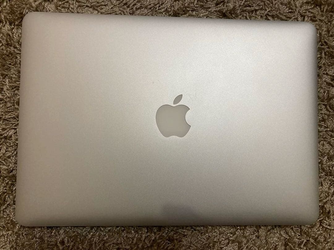 ②MacBook Air2017 i7 8GB 512GB