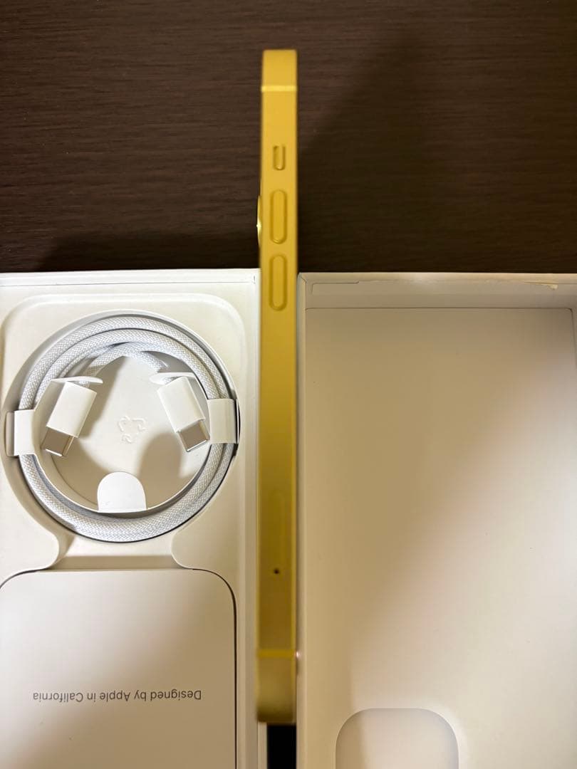 【全付属品有】iPhone 14 128GB イエロー SIMフリー BT86%