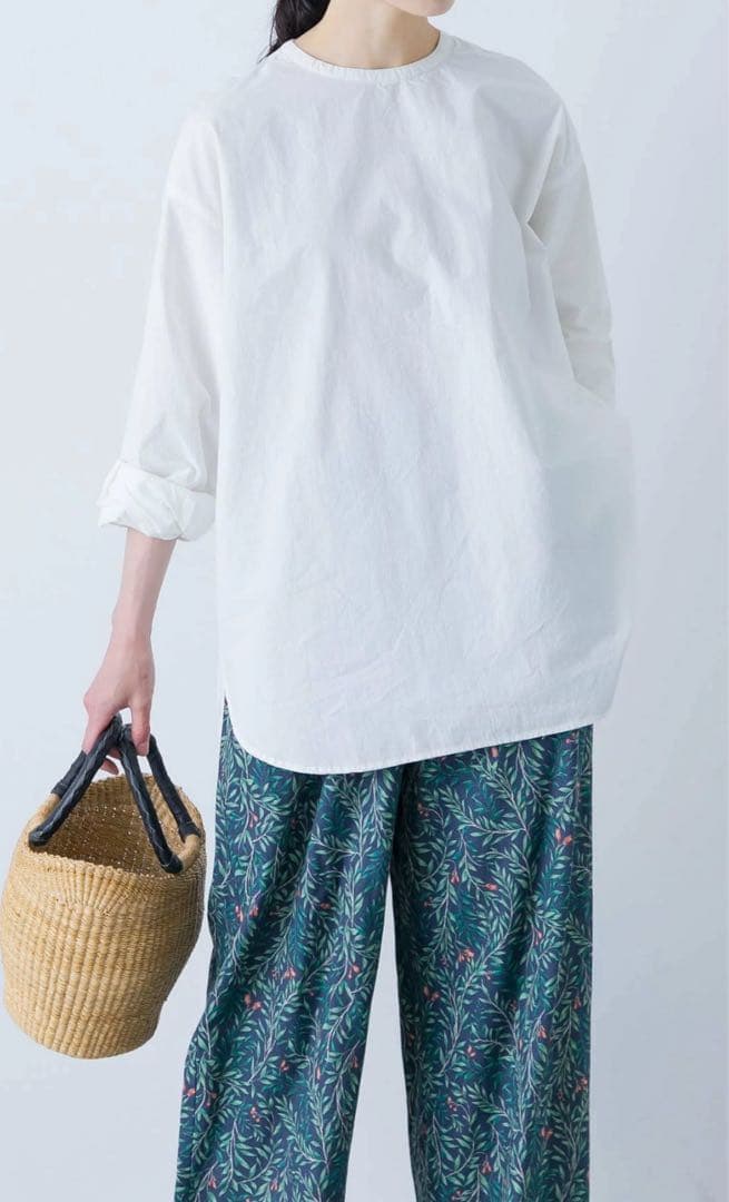 かぐれ シャツ ブラウス クルーネック 新品