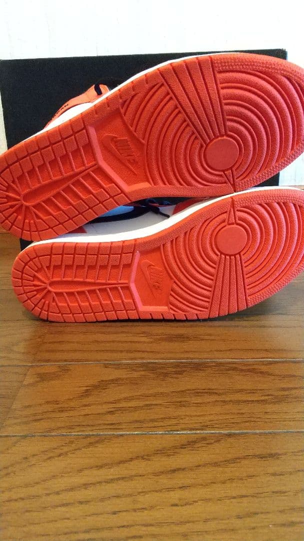 ナイキ エアジョーダン1 レトロ レア エアマックス オレンジ