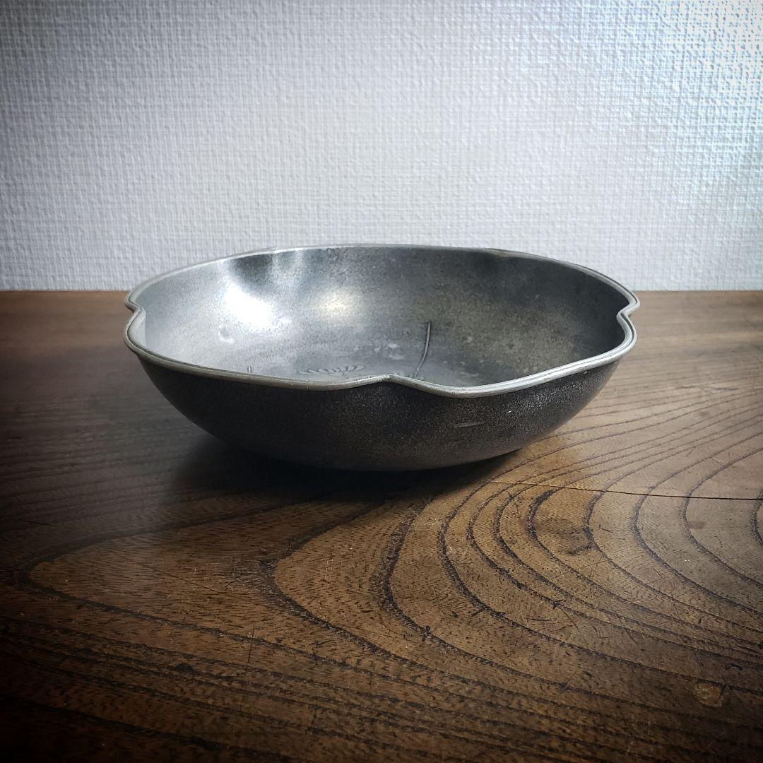 菓子器　錫製　ピューター　小物入れ　トレー　草花　銘　名入り　記念品　本錫