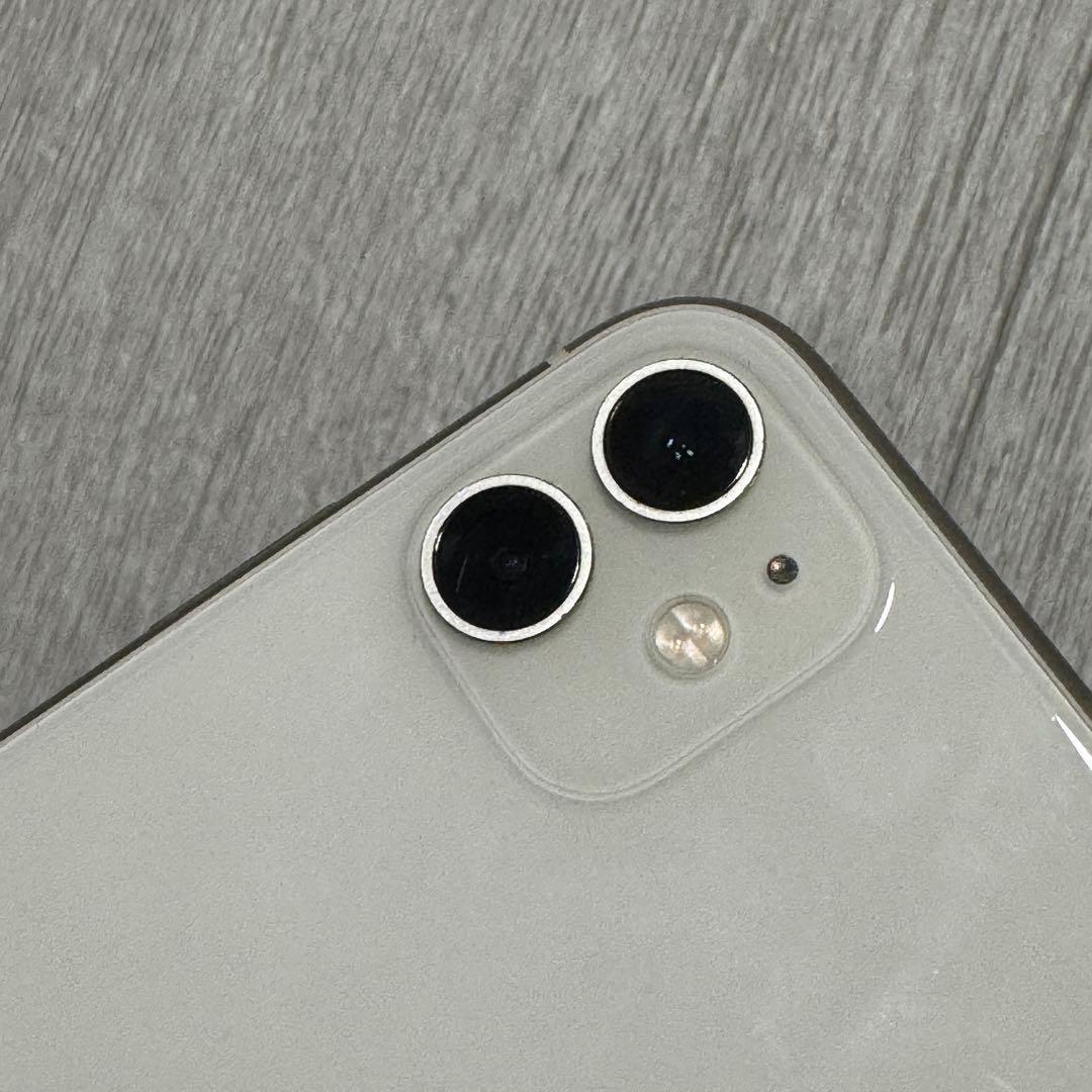 【美品】Apple iPhone 11 128GB本体 バッテリー85%