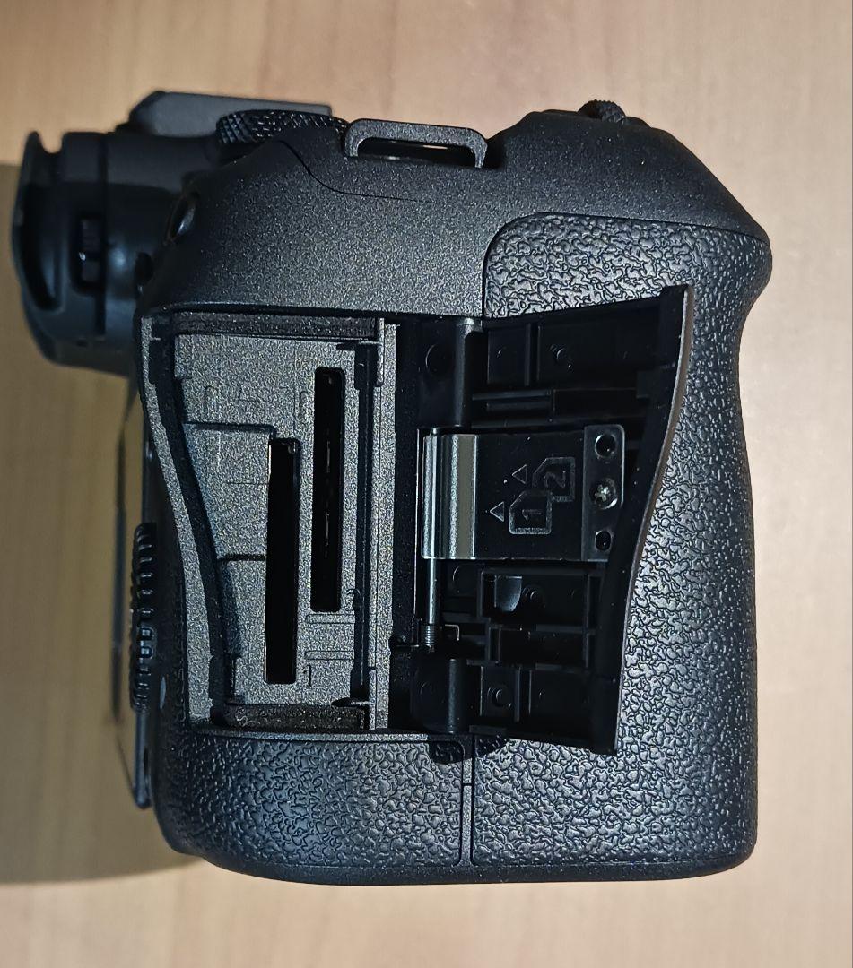 【ほぼ新品】Canon EOSR6mark2 ボディ