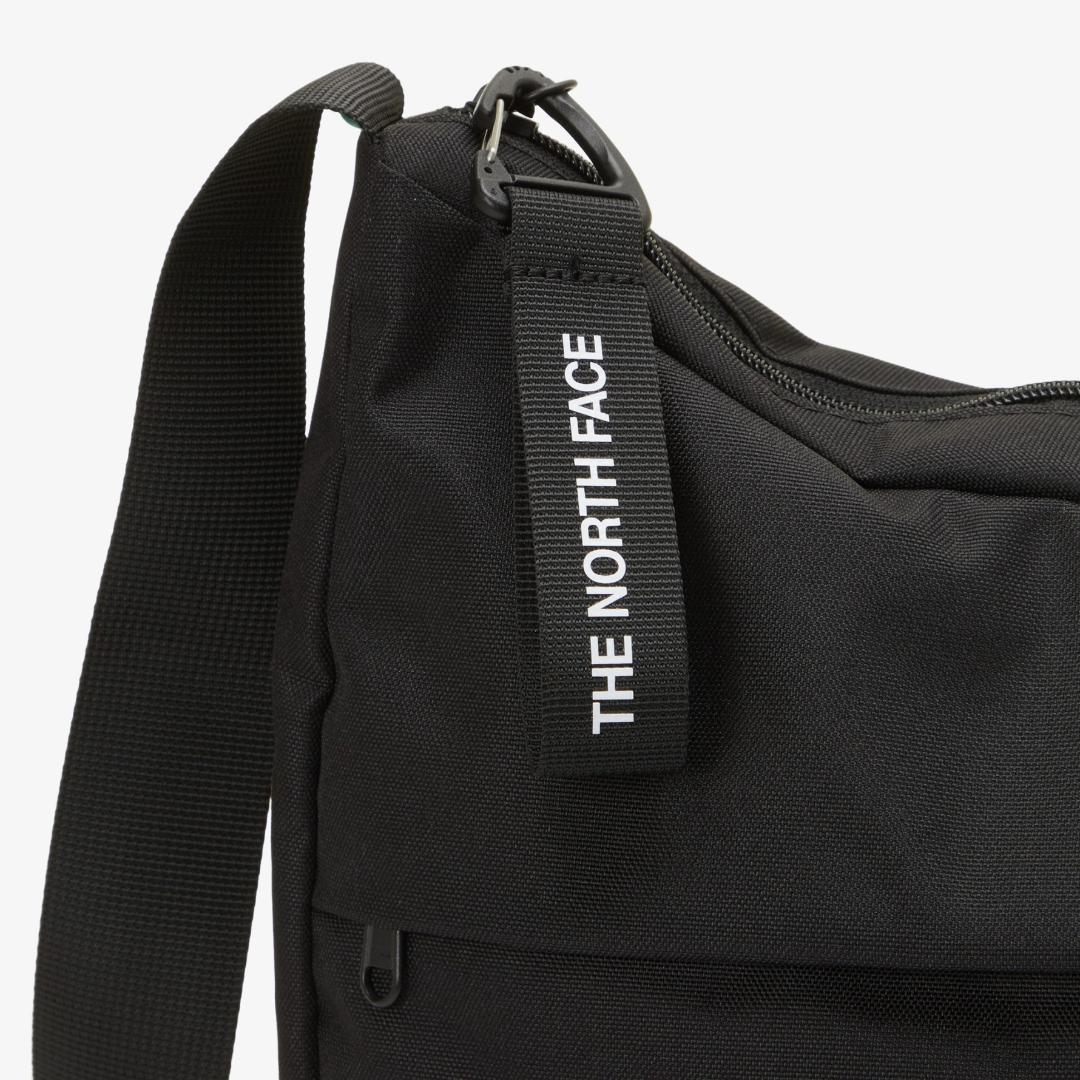完売！ノースフェイス　NUPTSE　ショルダーバッグ　クロスバッグL　黒