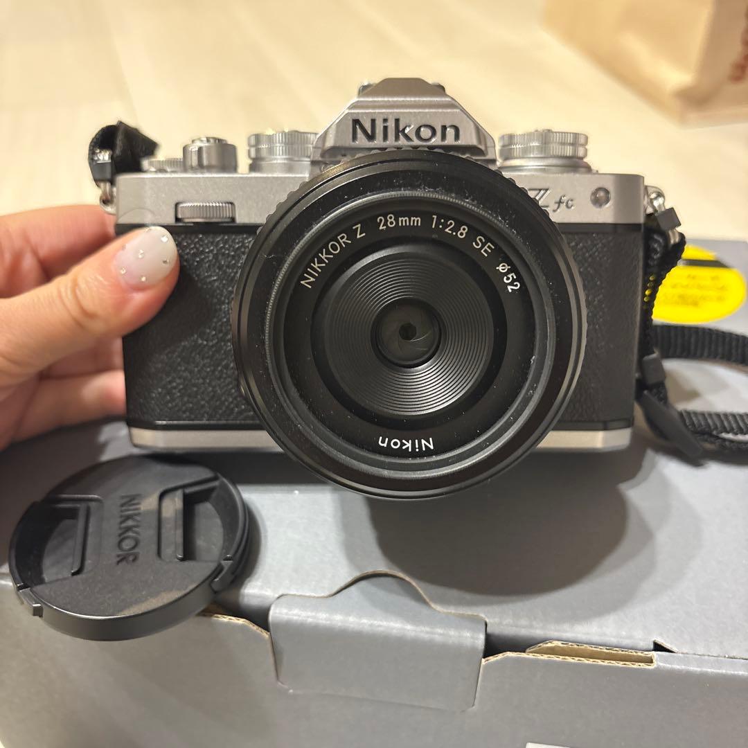 Nikon Z fc ミラーレスカメラ 本体