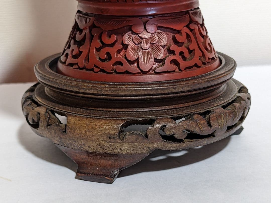 ♦中国古玩 古美術品 堆朱彫漆天球瓶 漆芸 花器飾り 置物 血赤色骨董品レア物