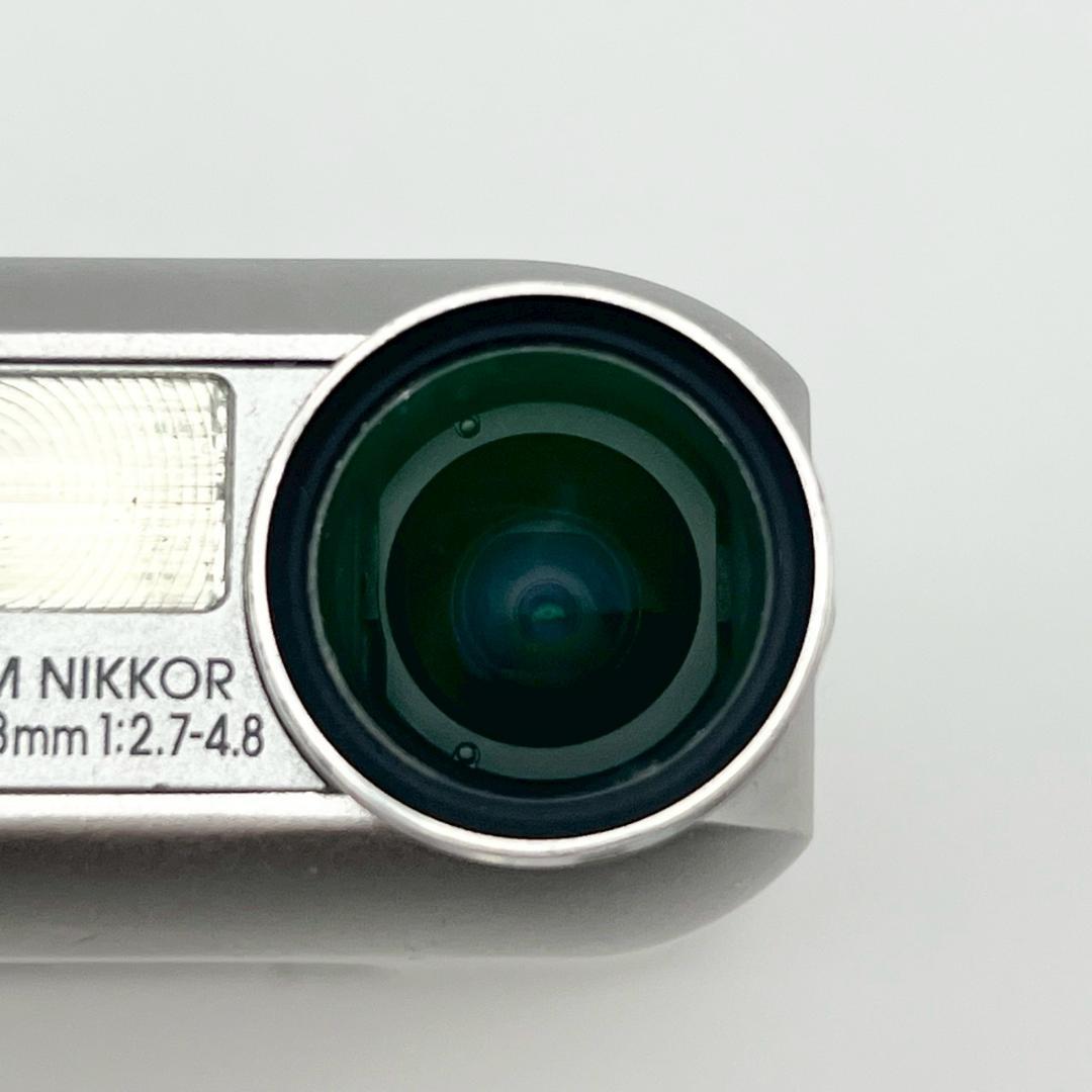 【完動品】Nikon COOLPIX SQ コンデジ シルバー 動作確認済
