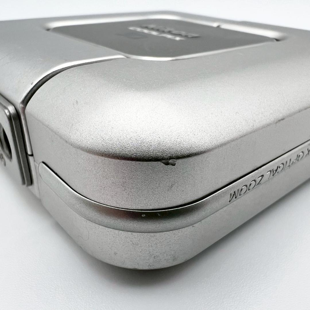 【完動品】Nikon COOLPIX SQ コンデジ シルバー 動作確認済