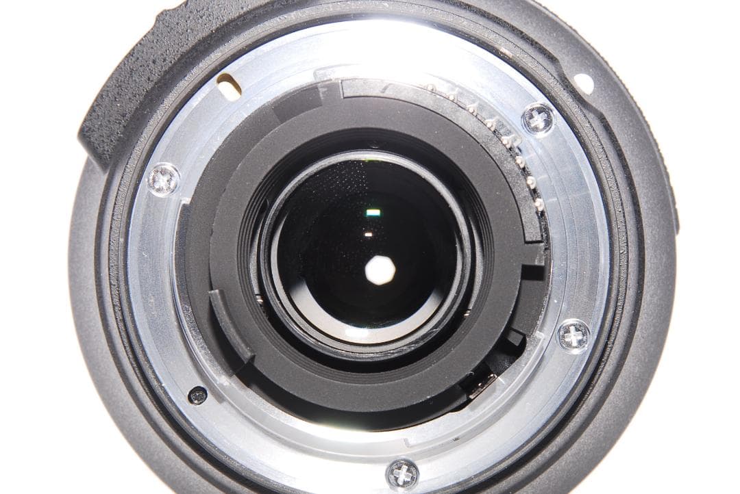 ほぼ未使用Nikon AF-S DX 18-140mm F3.5-5.6G VR