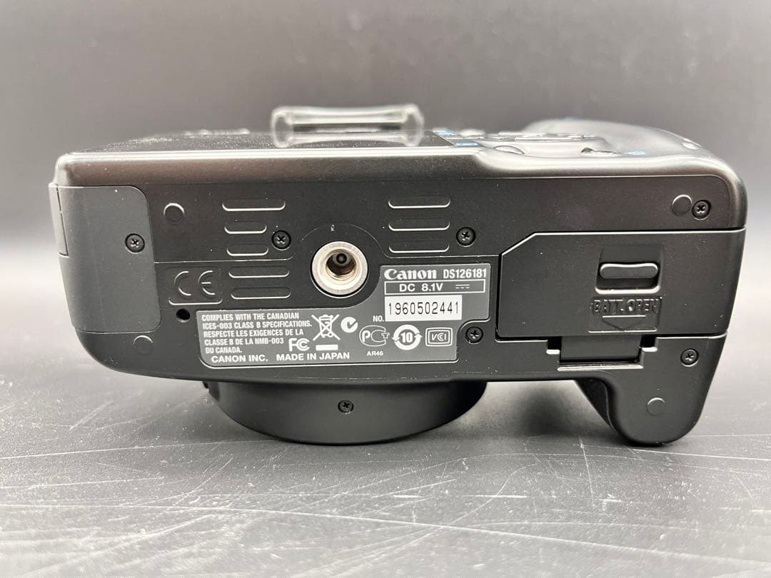 Canon キャノン EOS Kiss X2 ダブルズームキット 一眼レフカメラ