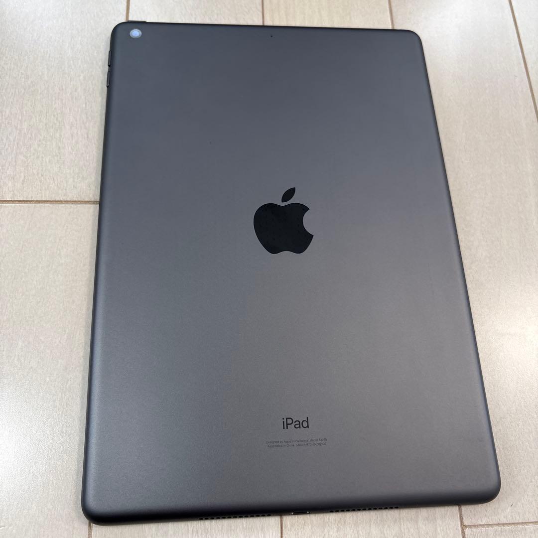 iPad 第8世代 本体