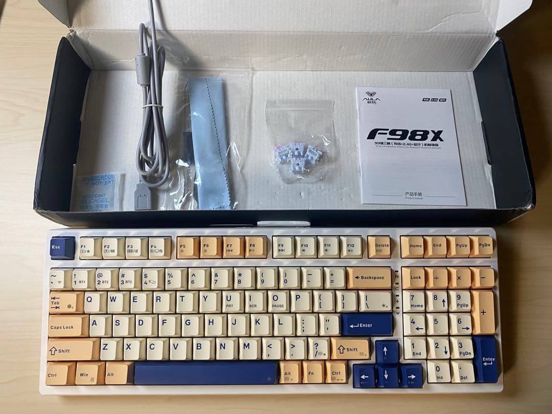 AULA F98X キーボード