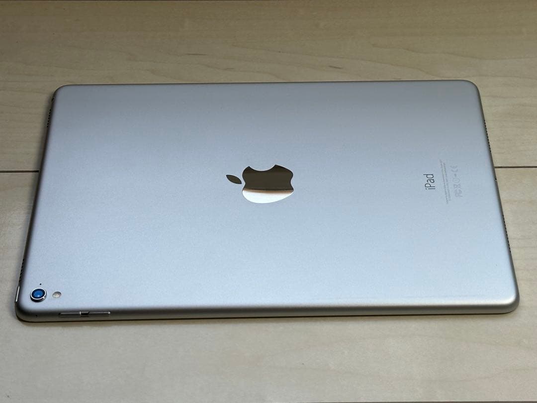 Apple iPad Pro 9.7インチ 32GB シルバー Wi-Fiモデル