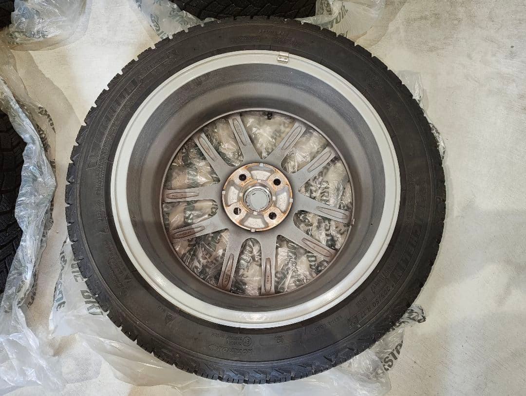 17インチ 日産純正ホイール・ミシュランスタッドレスタイヤセット