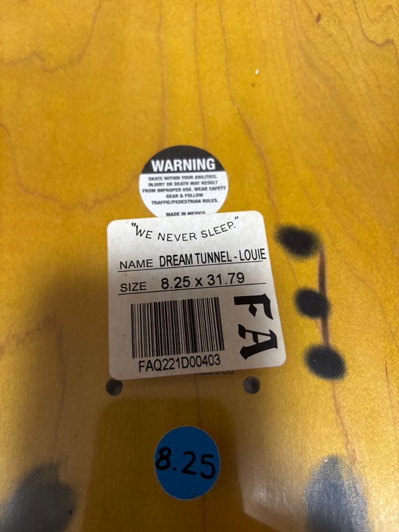fuckingawesome スケートボード　8.25 ルーイロペス