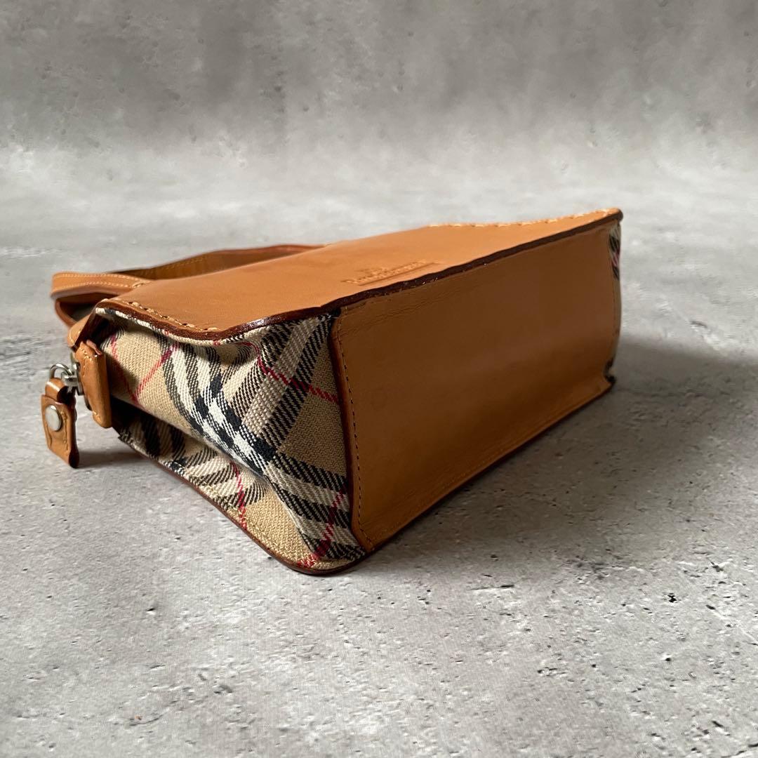 Vintage Burberry leather hand bag 型押しロゴ