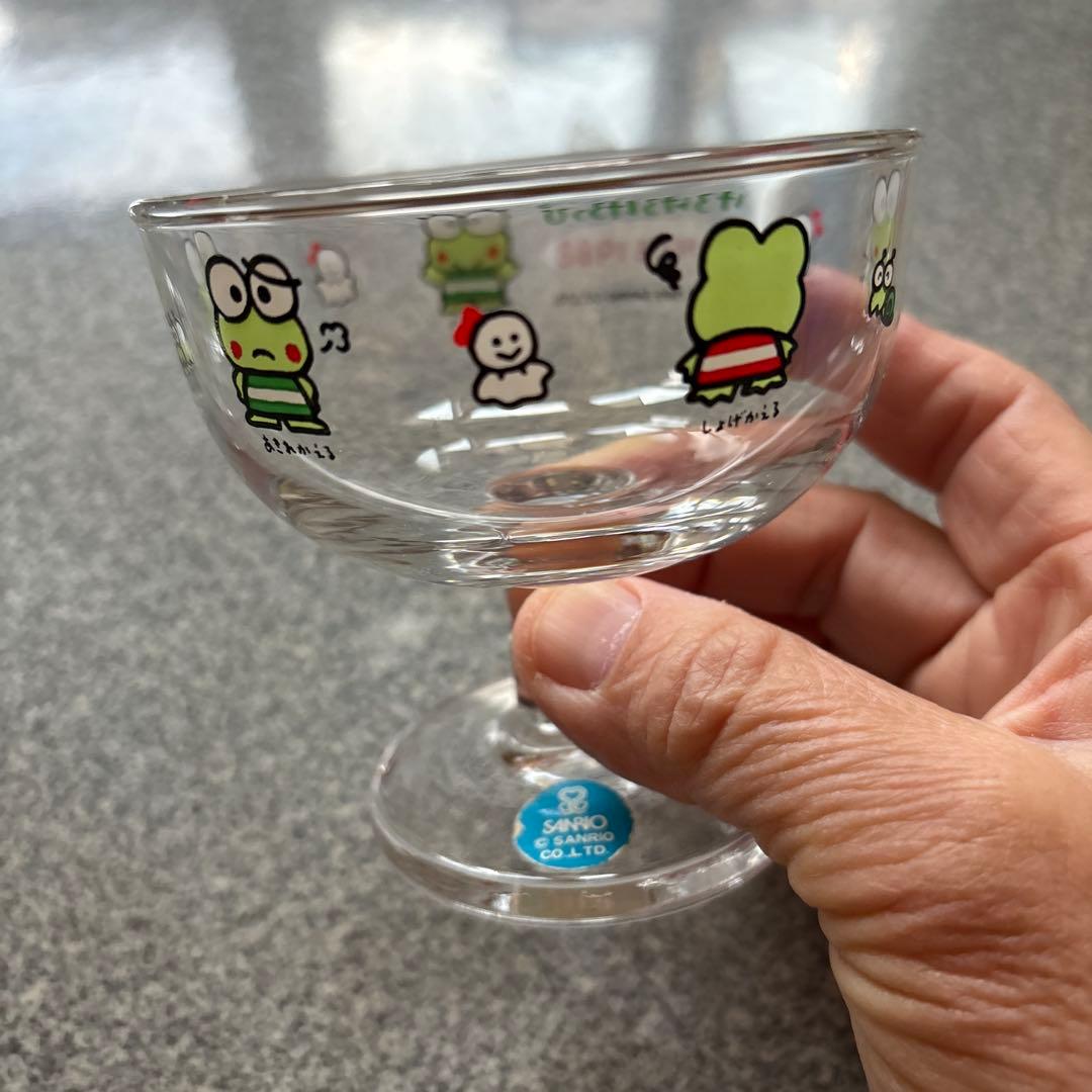 未使用サンリオみんなのたあ坊、けろけろけろっぴ、ランナバウツ.デザートグラス3個