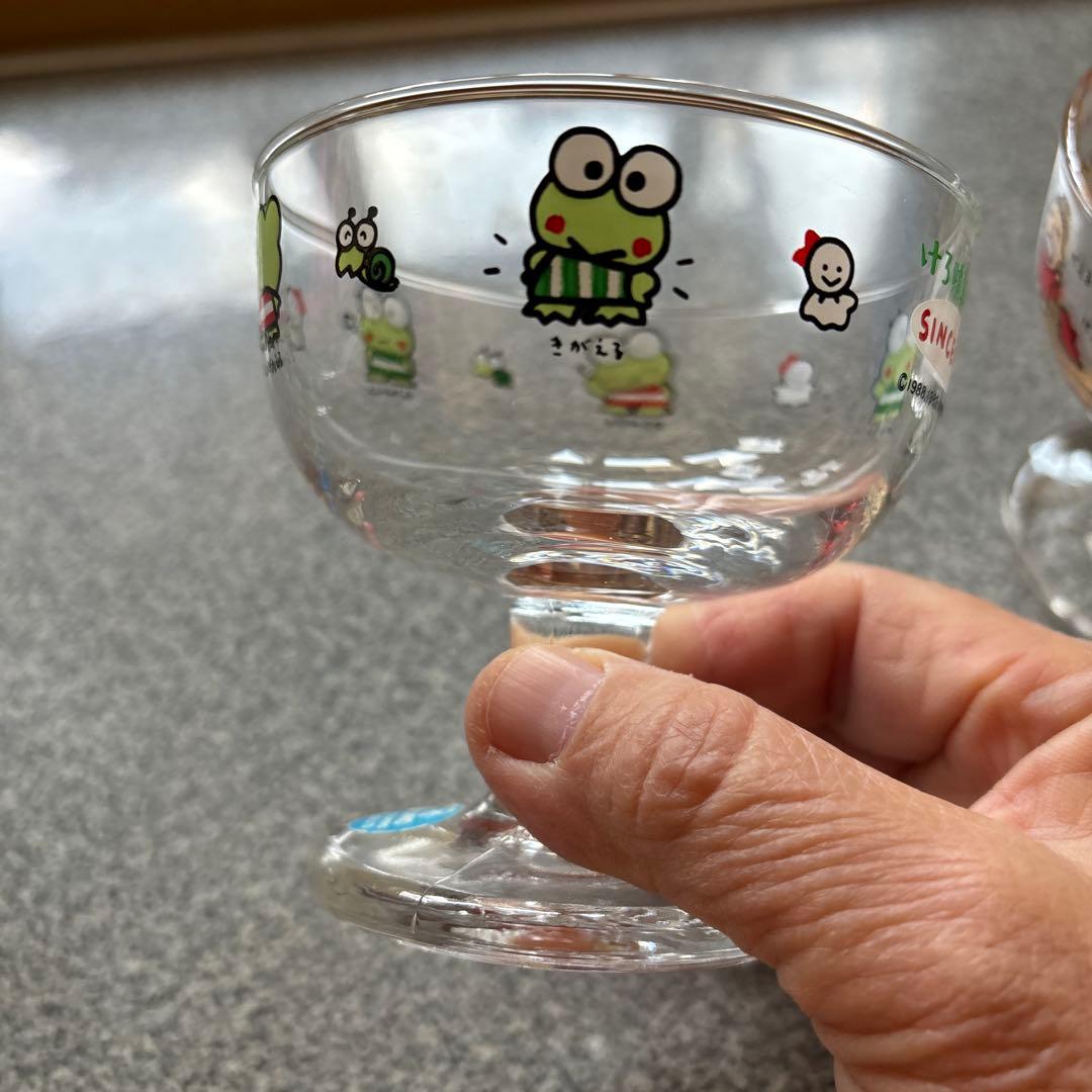 未使用サンリオみんなのたあ坊、けろけろけろっぴ、ランナバウツ.デザートグラス3個