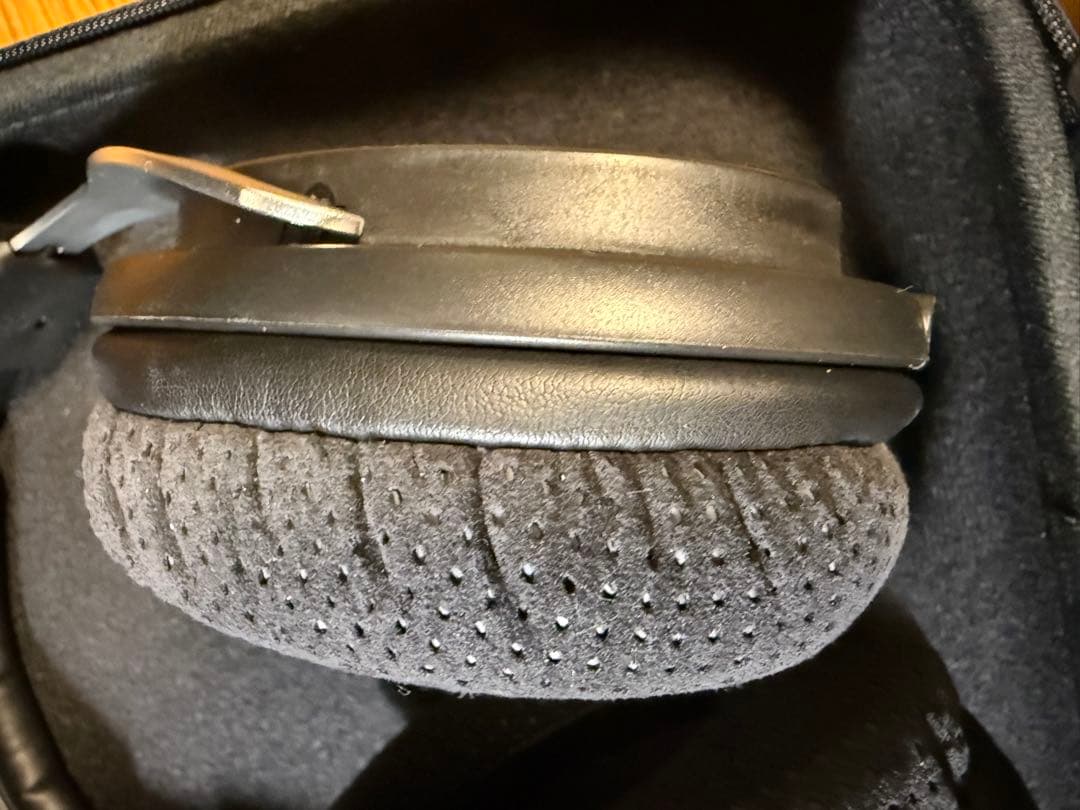 SHURE SRH1540-BK-A 密閉型モニターヘッドホン