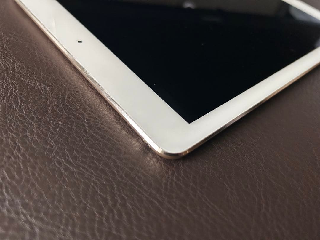 iPad Pro 9.7インチ128GB Wi-Fiモデル